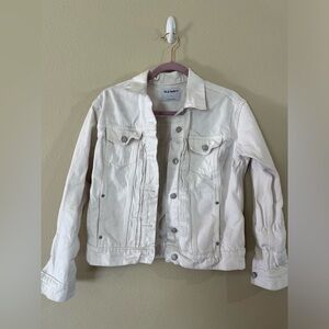 Old Navy White Jean Jacket Small